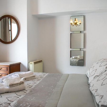 Casa Puerta Arabe Villa Setenil De Las Bodegas Buitenkant foto